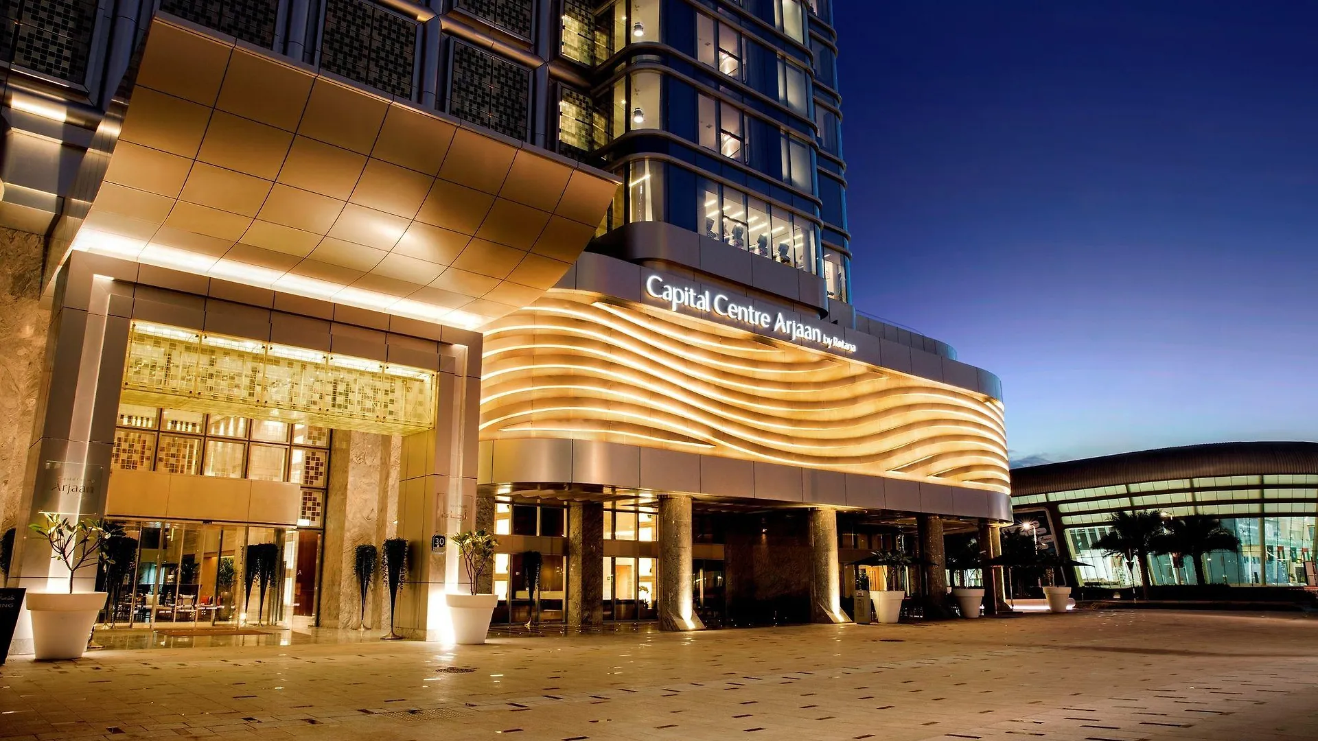 Capital Centre Arjaan By Rotana Aparthotel Abu Dzabi