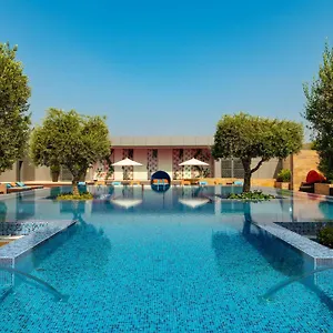 4* فندق آلوفت أبوظبي