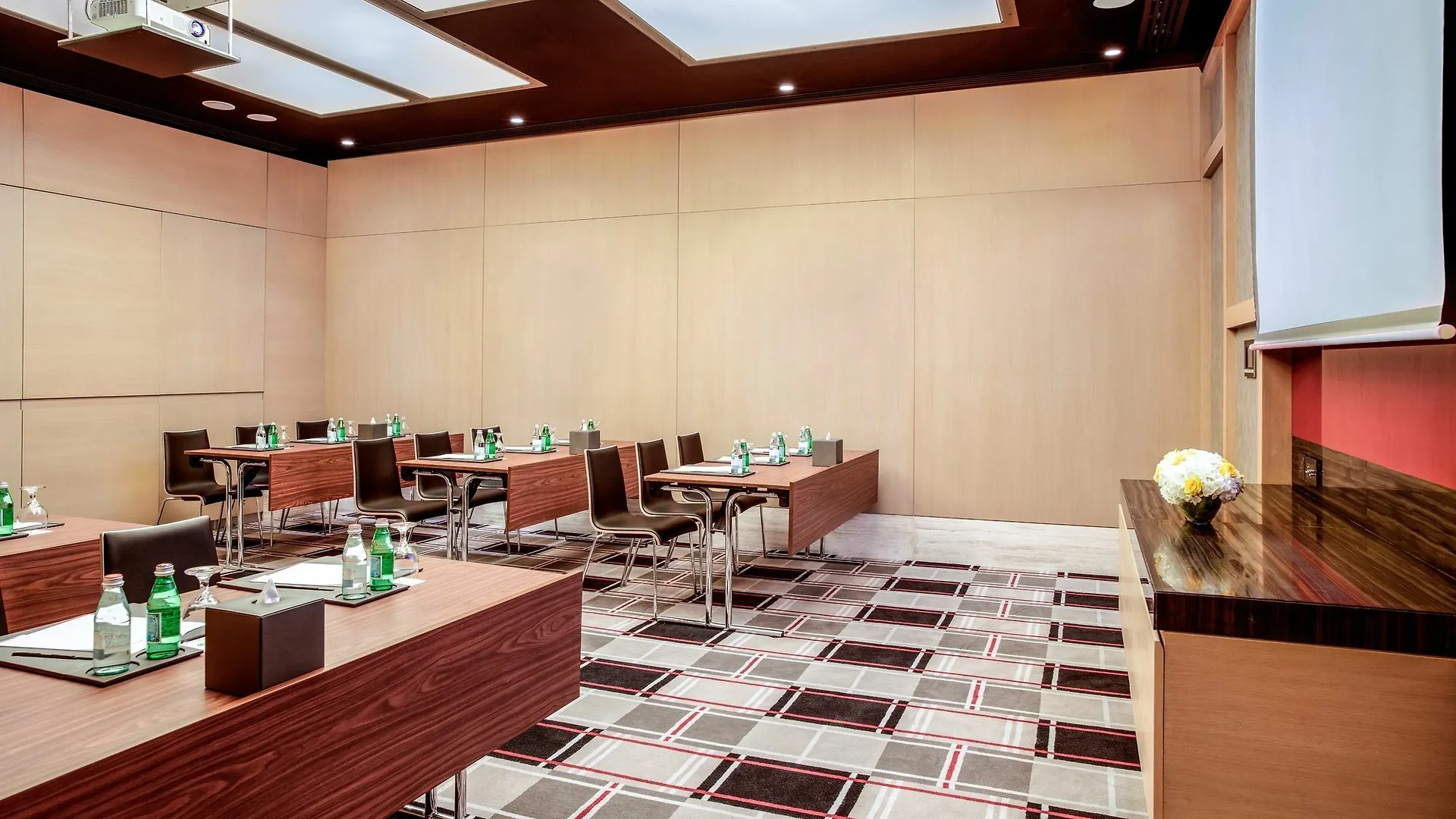 Capital Centre Arjaan By Rotana Aparthotel Abu Dhabi